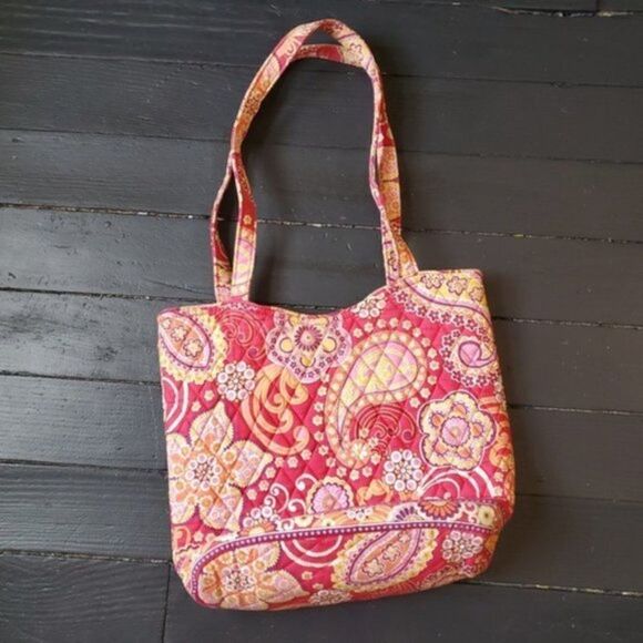 Vera Bradley Purse  - Picture 3 of 8